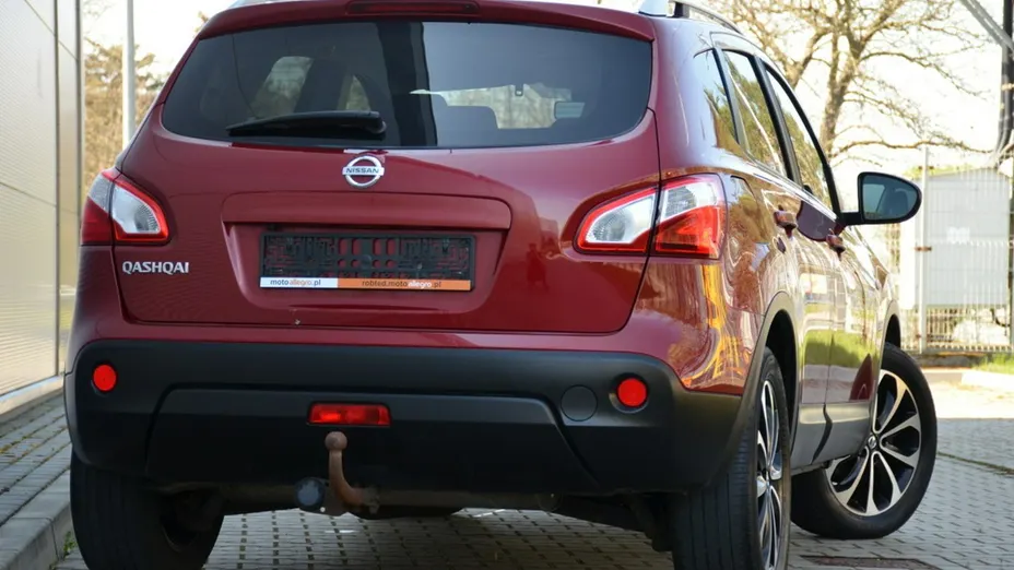 NISSAN Qashqai -