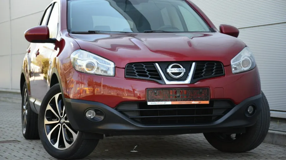 NISSAN Qashqai -