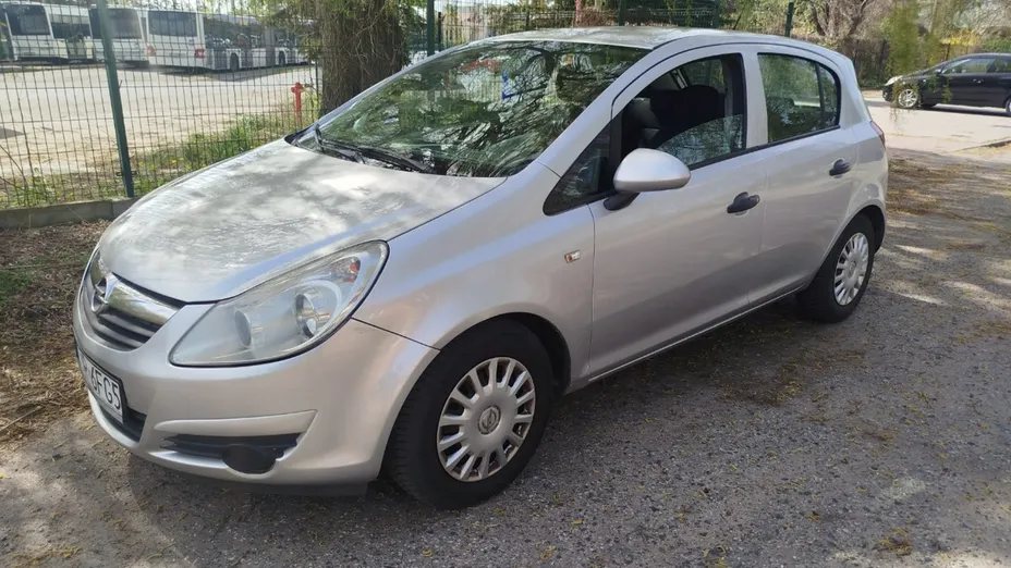 OPEL Corsa -