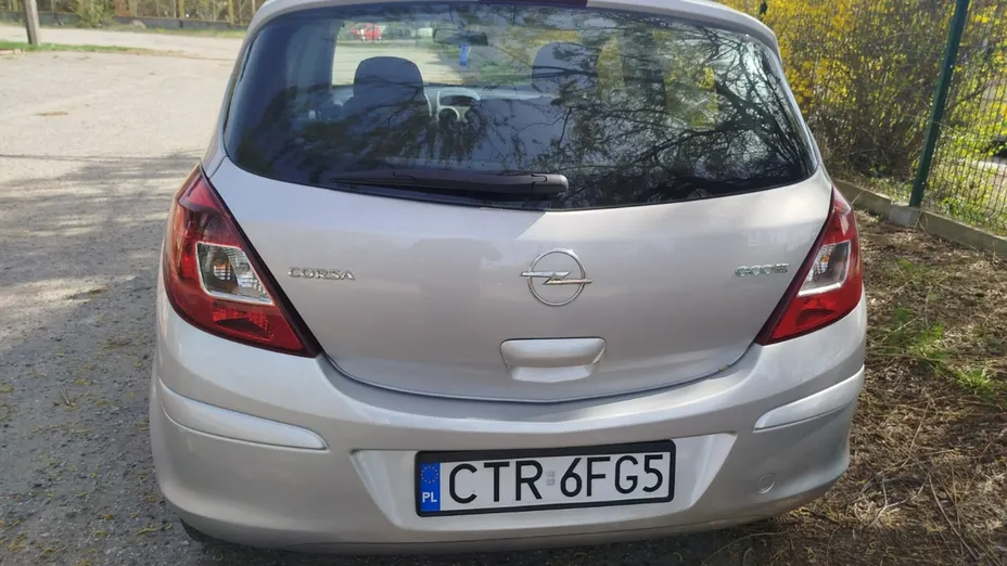 OPEL Corsa -