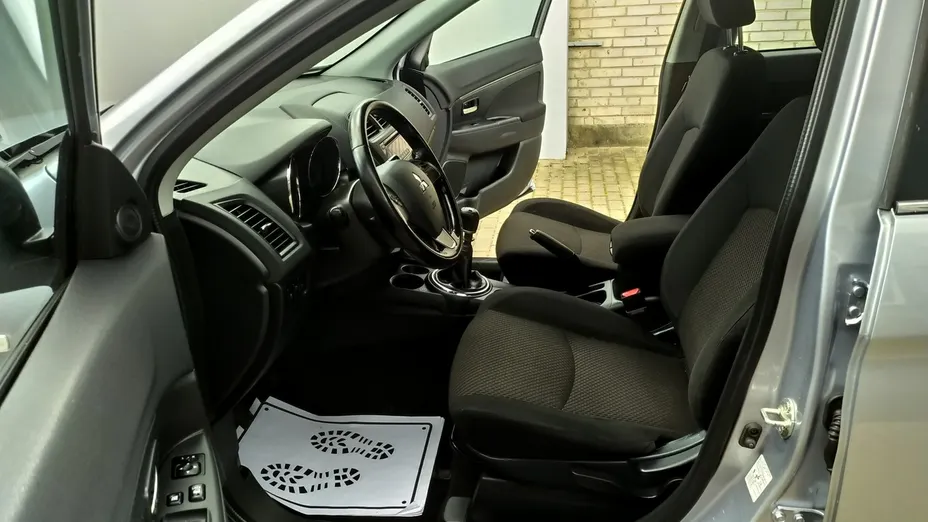 MITSUBISHI ASX -