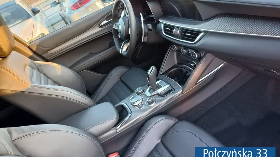 ALFA ROMEO Stelvio -