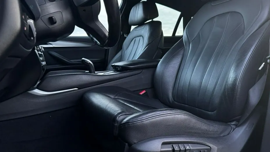 BMW X6 -