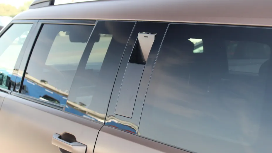 HYUNDAI Santa Fe Santa Fe 1.6 T-GDI HEV Calligraphy 4WD aut 6os. Nowy