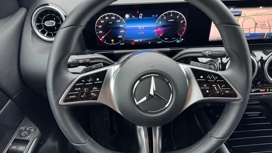 MERCEDES-BENZ GLA GLA 200 mHEV Progressive 7G-DCT