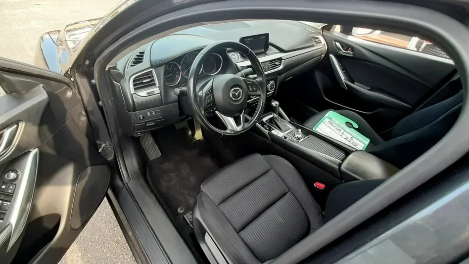 MAZDA 6 -
