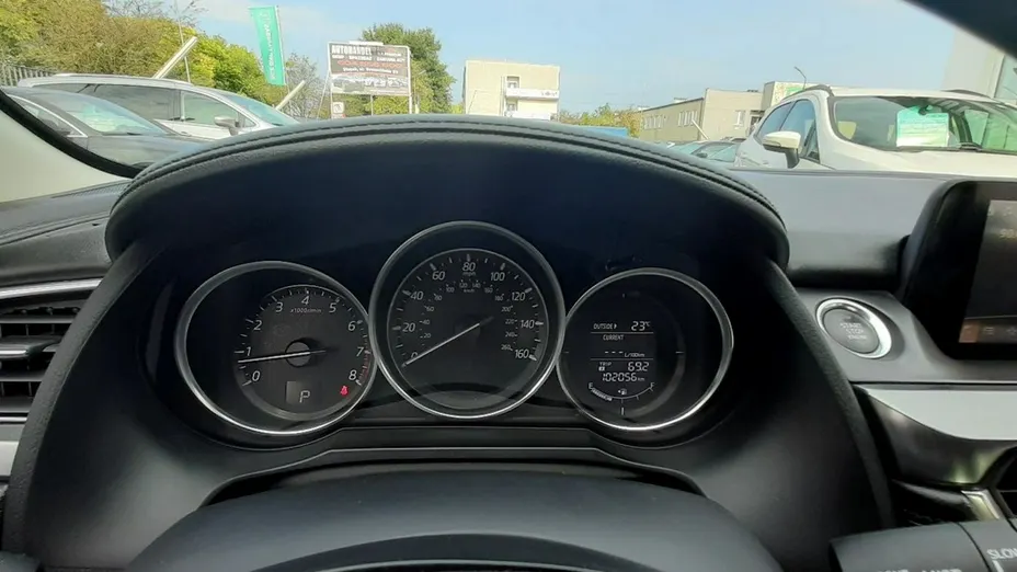 MAZDA 6 -