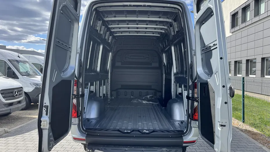 MERCEDES-BENZ Sprinter Sprinter 319 CDI Standard PRO 9G-Tronic AWD 907.633 11m3 Nowy