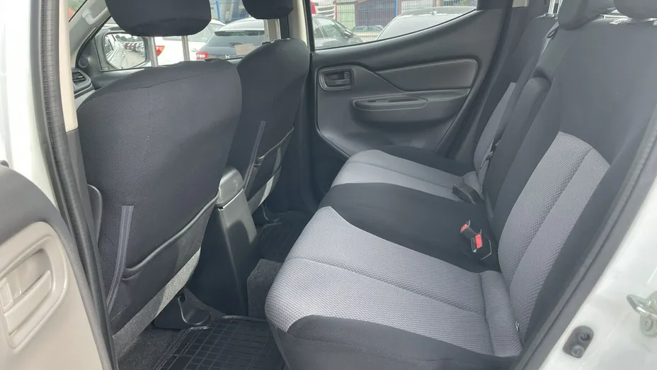 MITSUBISHI L 200 -