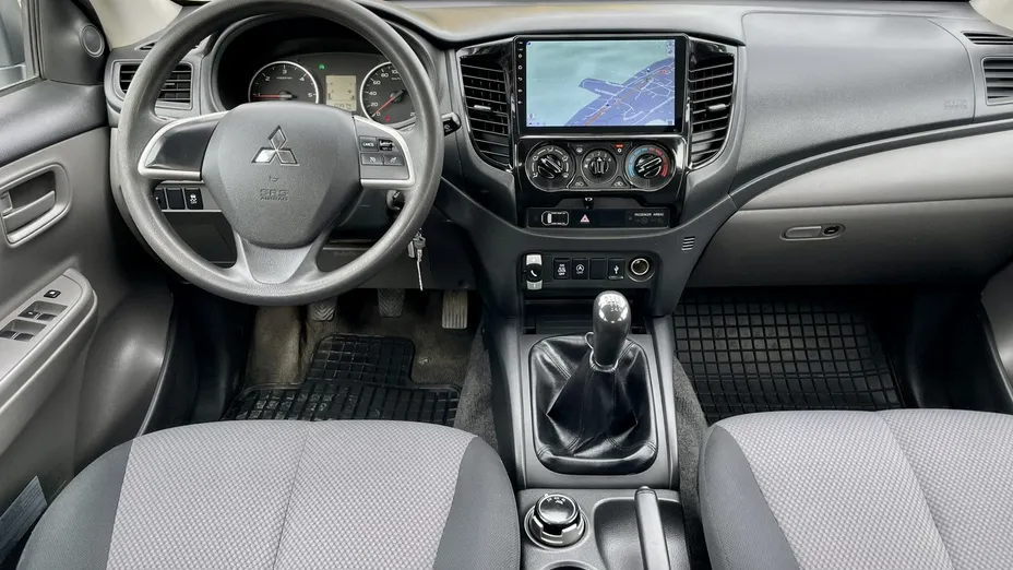 MITSUBISHI L 200 -
