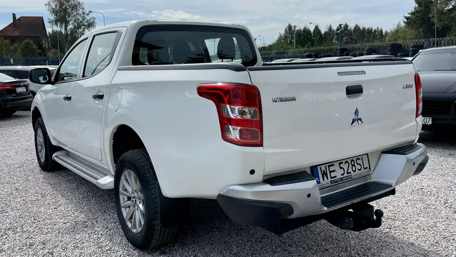 MITSUBISHI L 200 -