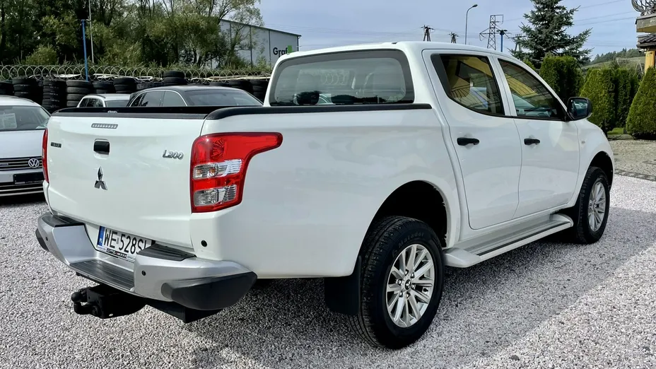 MITSUBISHI L 200 -