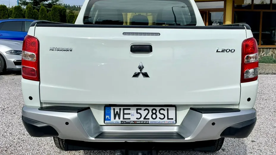 MITSUBISHI L 200 -