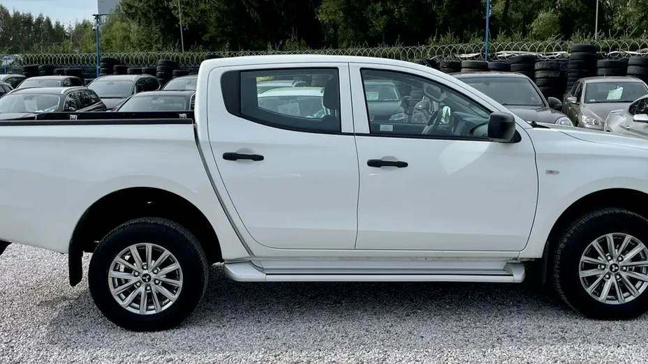 MITSUBISHI L 200 -