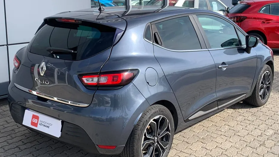 RENAULT Clio Clio 1.2 Energy TCe Intens EDC
