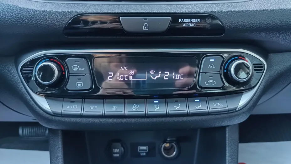 HYUNDAI i30 i30 1.5 T-GDI 48V Smart DCT