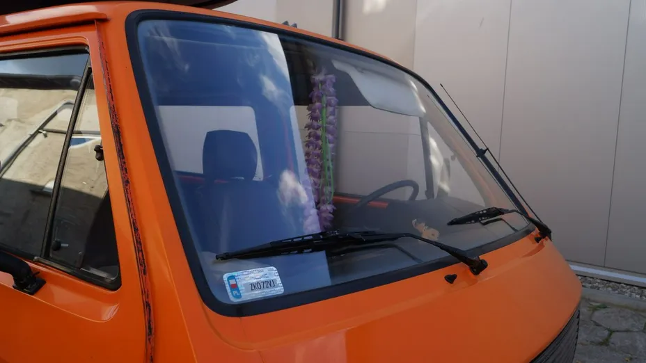 VOLKSWAGEN Transporter -