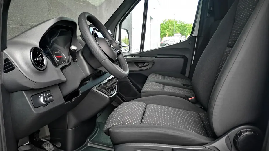 MERCEDES-BENZ Sprinter Sprinter 315 CDI Standard PRO 907.633 9m3 Nowy