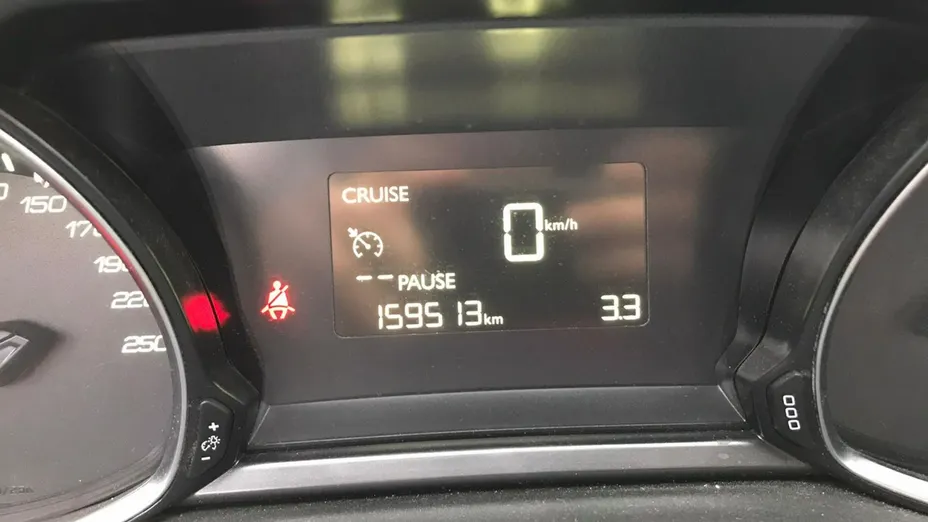 PEUGEOT 308 -
