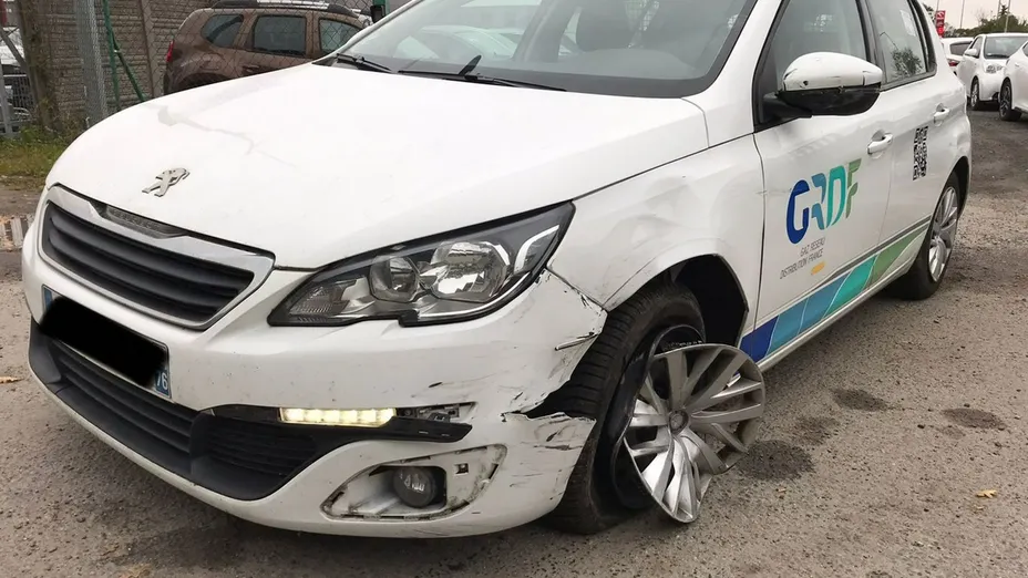 PEUGEOT 308 -