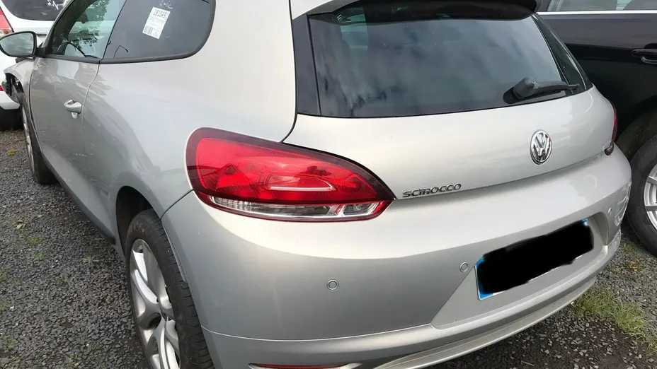 VOLKSWAGEN Scirocco -