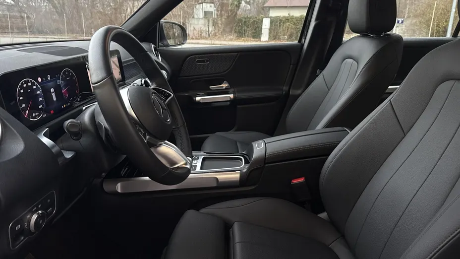 MERCEDES-BENZ GLB GLB 200 mHEV Progressive 7G-DCT