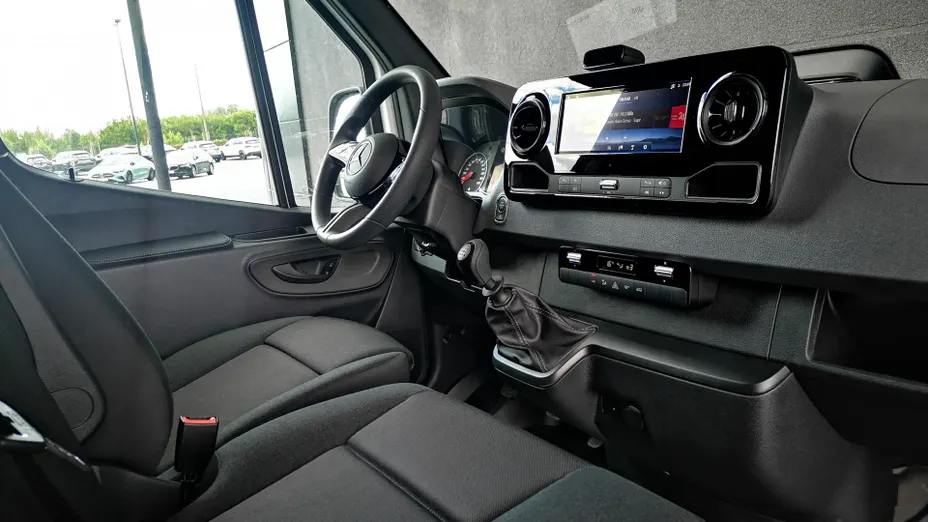MERCEDES-BENZ Sprinter Sprinter 315 CDI Standard PRO 907.633 9m3 Nowy