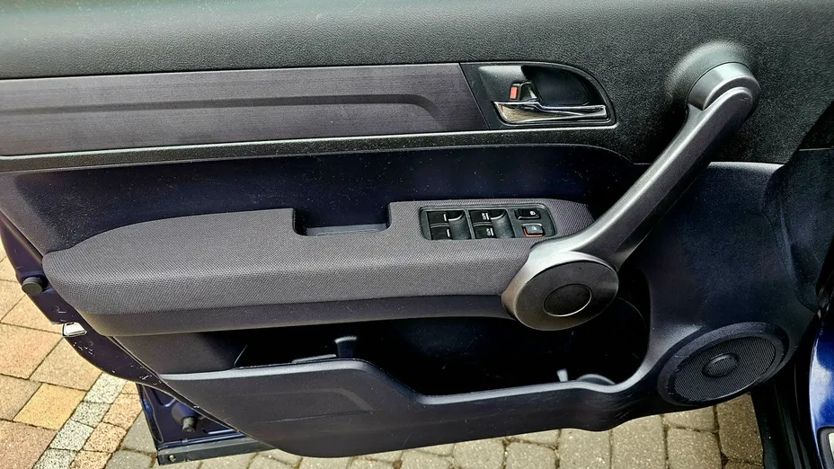 HONDA CR-V -