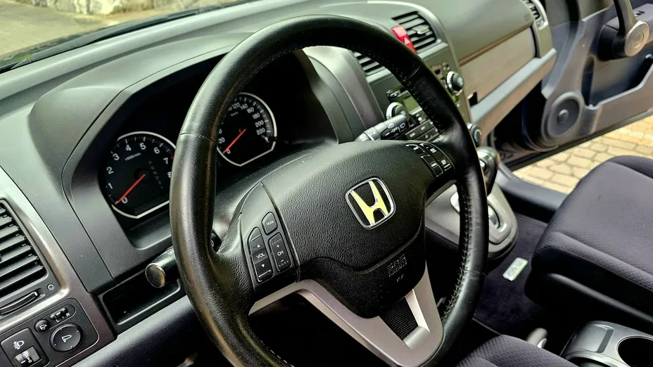 HONDA CR-V -