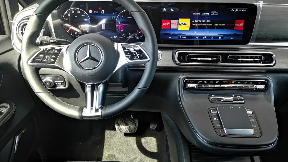MERCEDES-BENZ V Klasa V 300 d 4-Matic 9G-Tronic Avantgarde (długi) Nowy