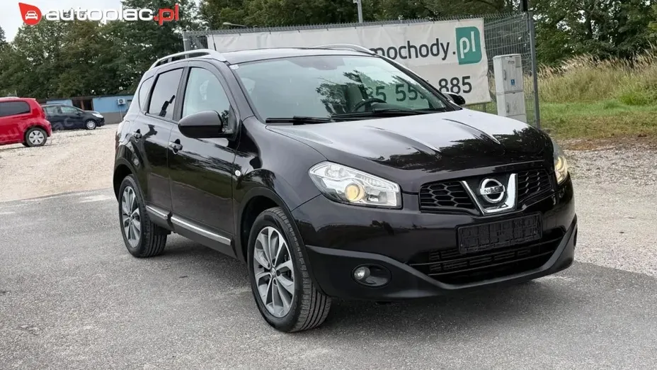 NISSAN Qashqai -