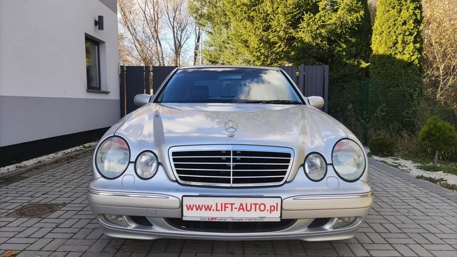 MERCEDES-BENZ E Klasa -