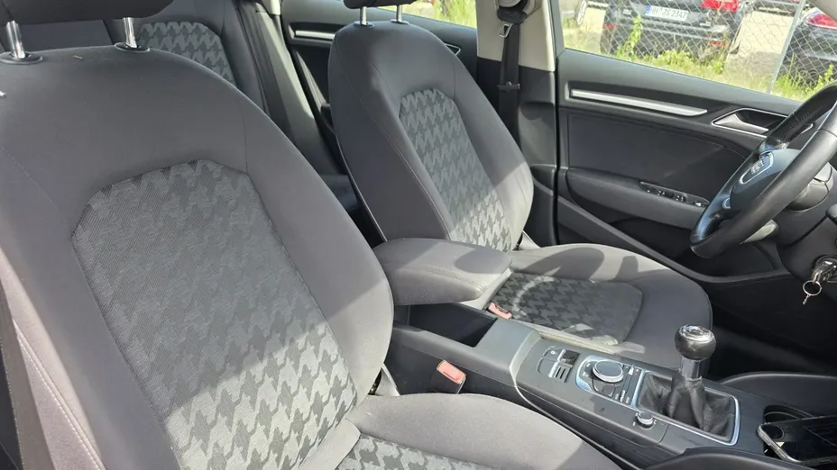 AUDI A3 Sportback -