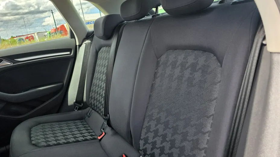 AUDI A3 Sportback -