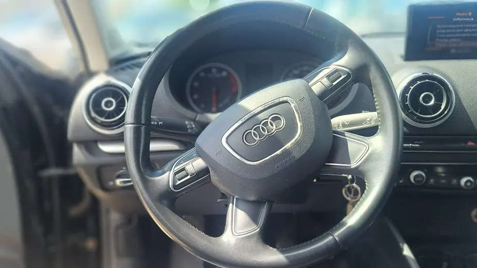AUDI A3 -