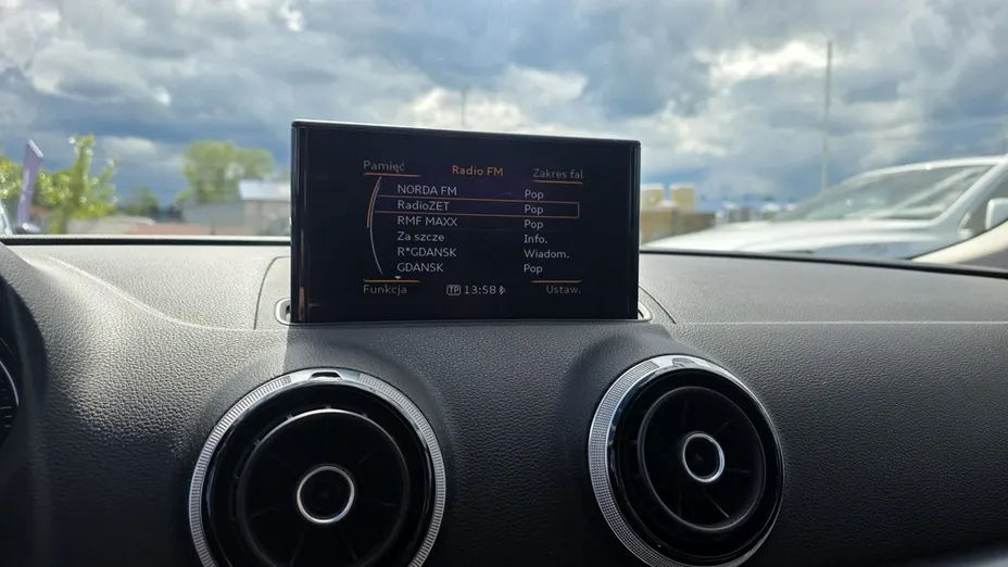 AUDI A3 Sportback -