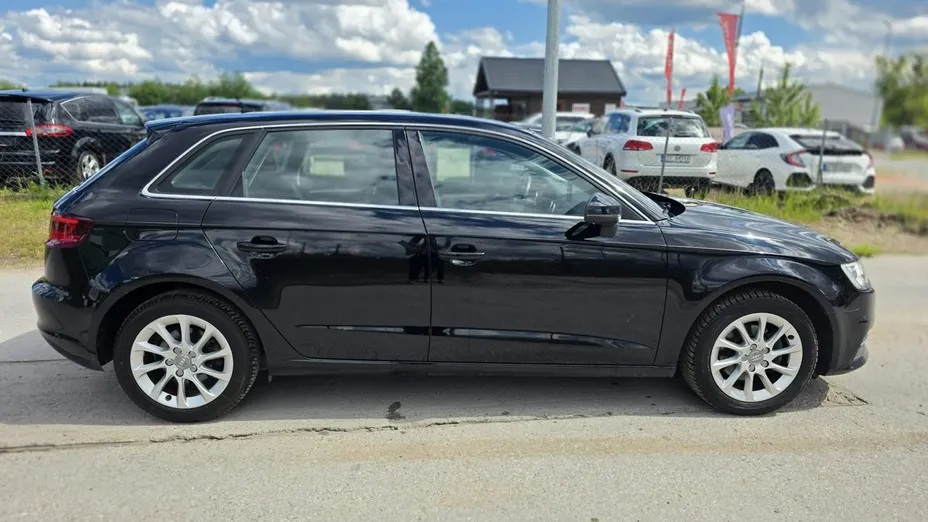 AUDI A3 Sportback -