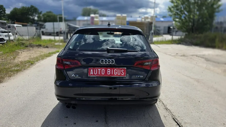 AUDI A3 Sportback -