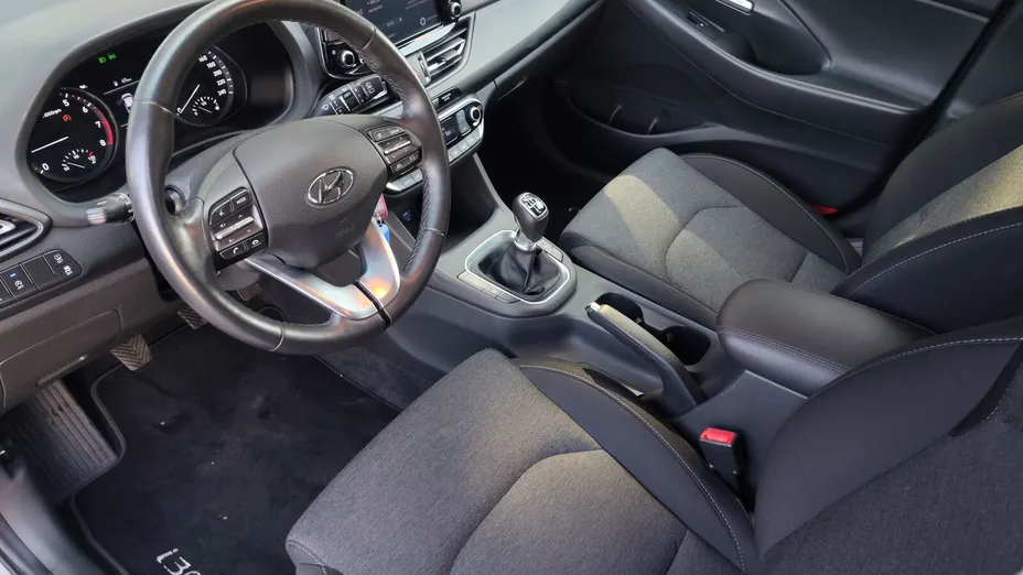 HYUNDAI i30 i30 1.0 T-GDI Smart
