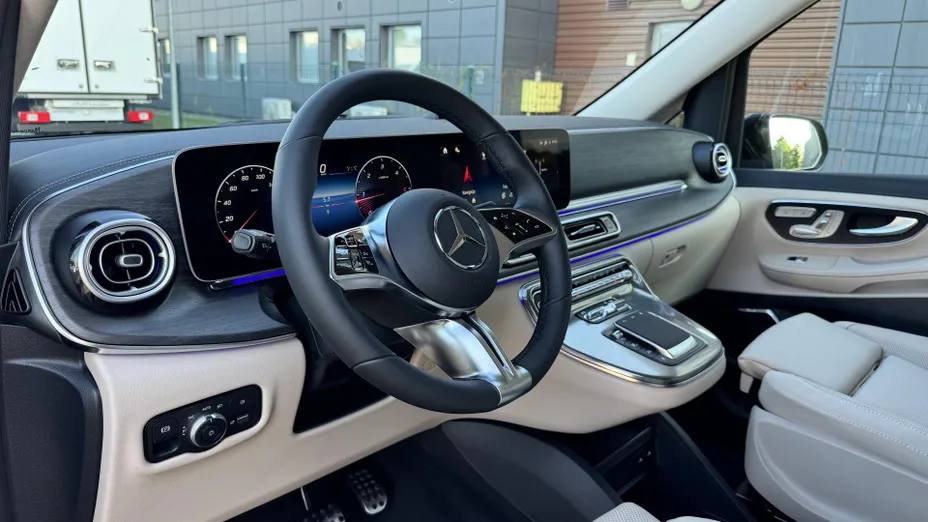 MERCEDES-BENZ V Klasa V 300 d 4-Matic 9G-Tronic Exclusive (ekstra dł) Nowy