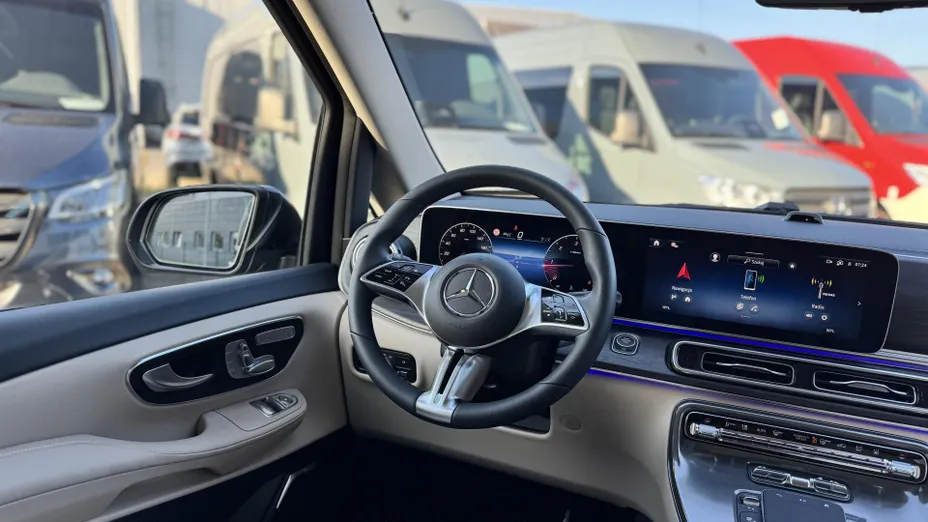 MERCEDES-BENZ V Klasa V 300 d 4-Matic 9G-Tronic Exclusive (ekstra dł) Nowy