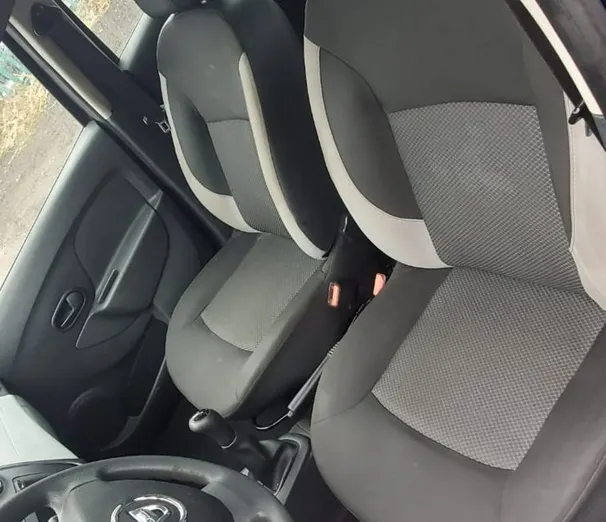 DACIA Sandero -
