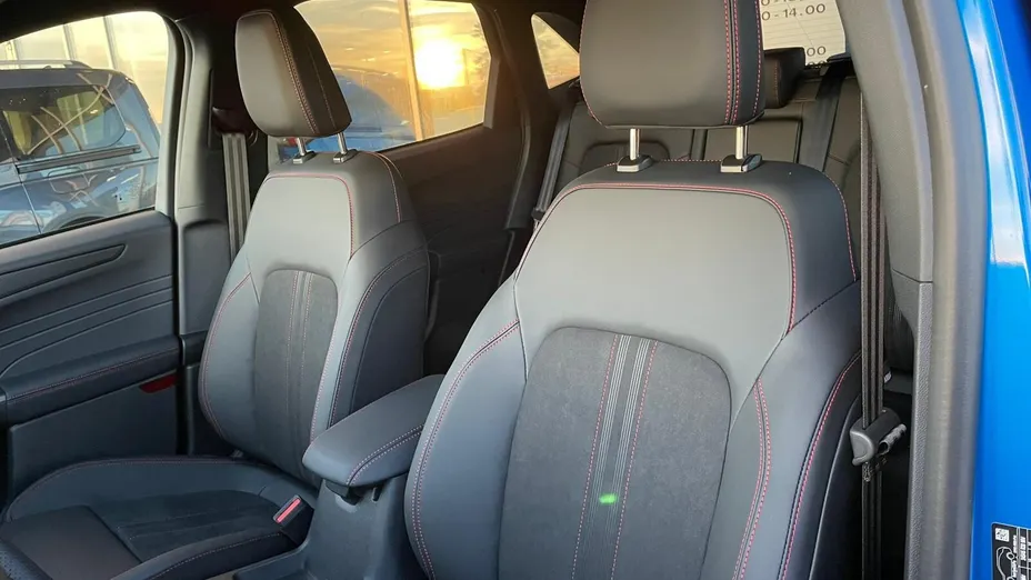 FORD Kuga Kuga 2.5P PHEV FWD ST-Line X eCVT Nowy