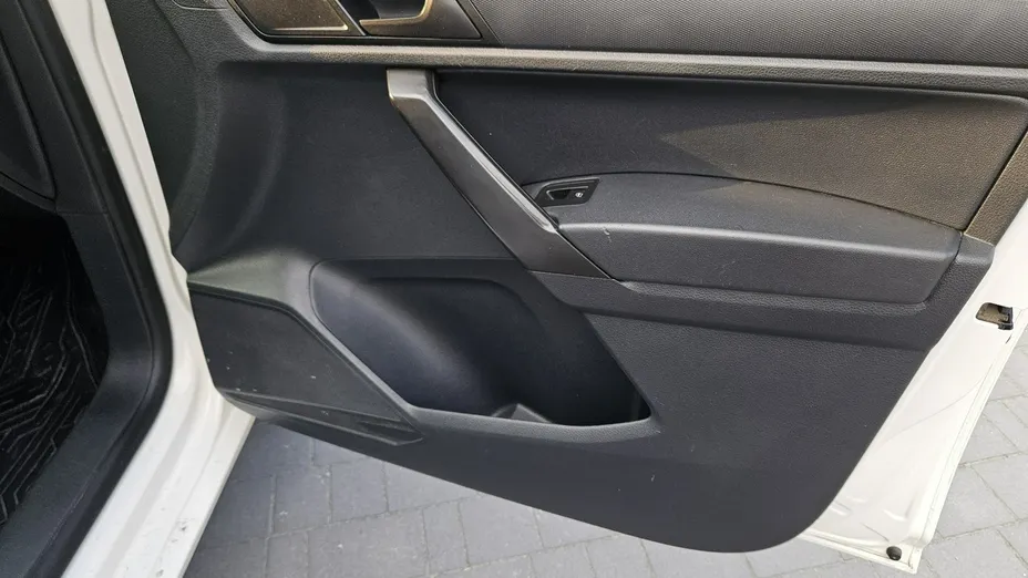 VOLKSWAGEN Caddy -
