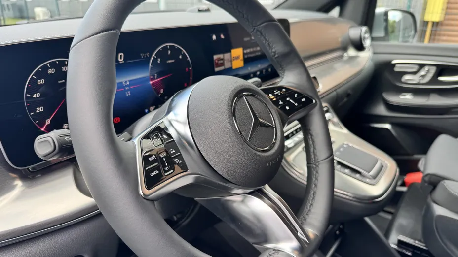 MERCEDES-BENZ V Klasa V 300 d 4-Matic 9G-Tronic Exclusive (ekstra dł) Nowy