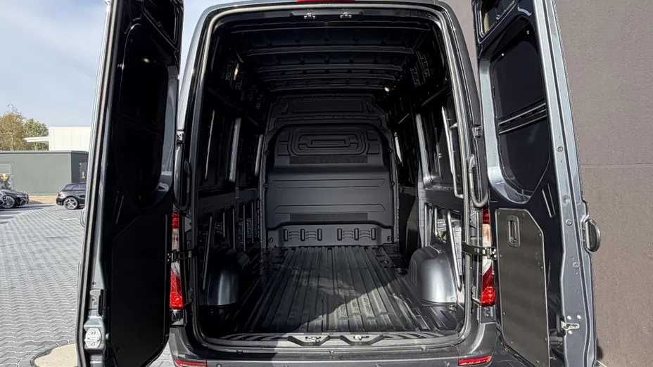 MERCEDES-BENZ Sprinter Sprinter 319 CDI Standard PRO 9G-Tronic AWD 907.633 11m3 Nowy