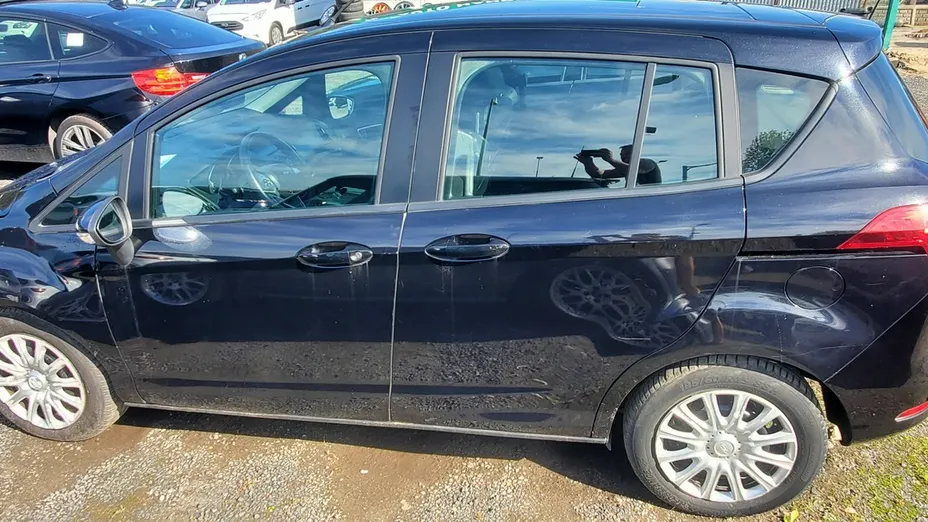 FORD B-MAX -