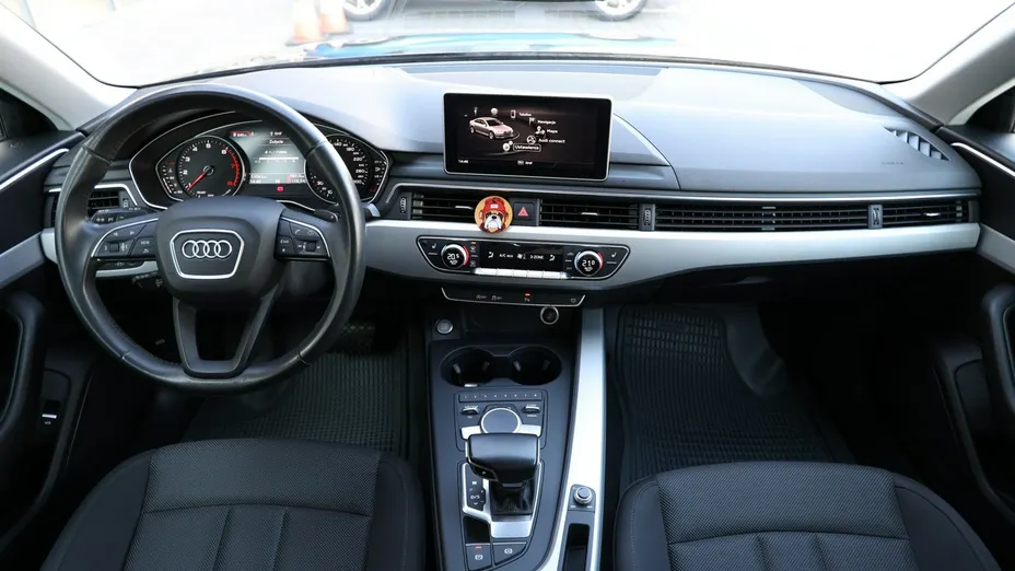 AUDI A4 -