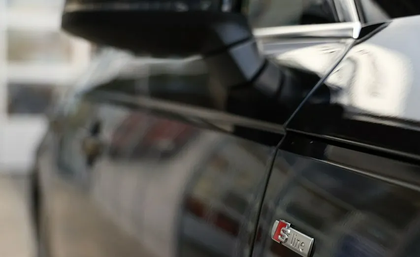AUDI A4 -