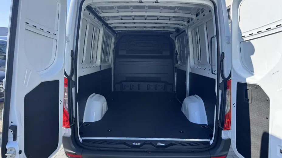 MERCEDES-BENZ Sprinter Sprinter 315 CDI Standard PRO 9G-Tronic 907.633 9m3 Nowy
